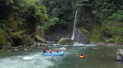 Costa Rica Rafting Trip On Pacuare River Book Tours And Activities At