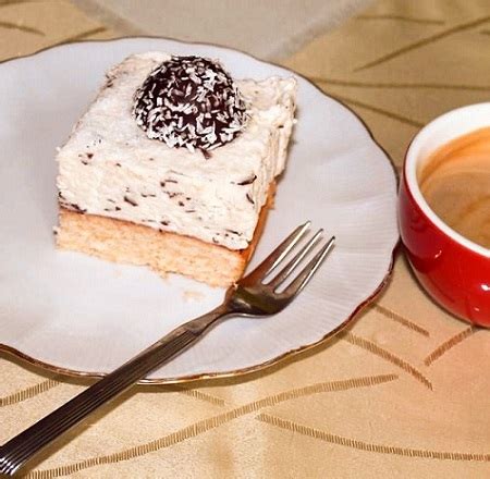 Mit einem messer 6 dreiecke ausschneiden Schwedenbombenschnitte | Niemetz