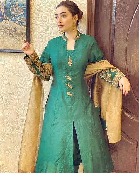 Celebo Style Pakistani Wedding Dresses Pakistani Dress Design