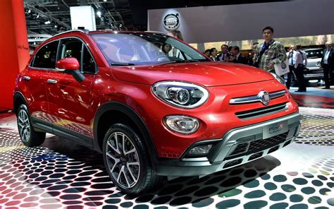Official Paris Debut Of The Fiat 500x Compact Crossover Automotive