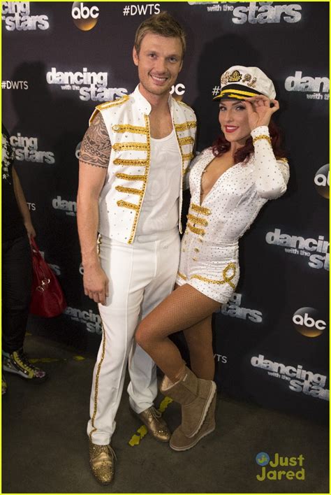 Nick Carter Totally Sweeped Sharna Burgess Off Her Feet On Dancing With The Stars This Week