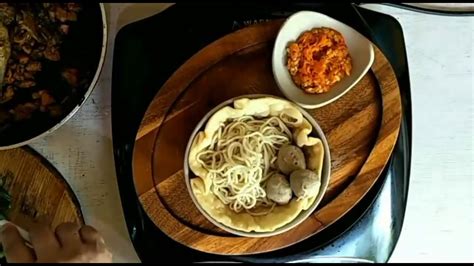 Maybe you would like to learn more about one of these? Membuat Mie Ayam Mangkuk - YouTube