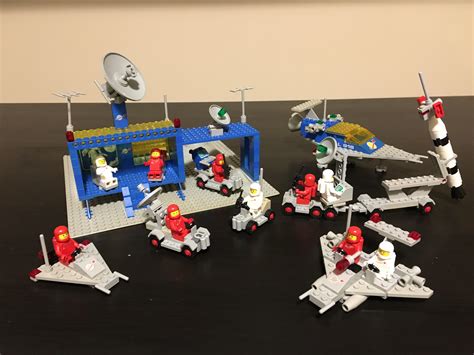 Dig Up All My Classic Space Sets R Lego