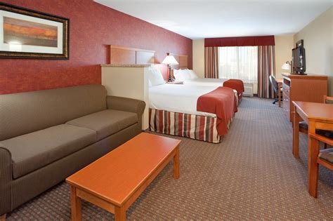 Holiday Inn Express Hotel And Suites Loveland In Loveland Co Room