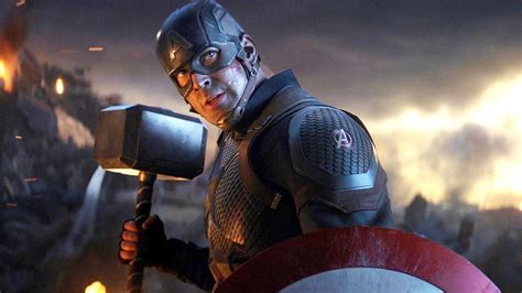 How Captain America Could Lift Thors Hammer Mjolnir In Avengers