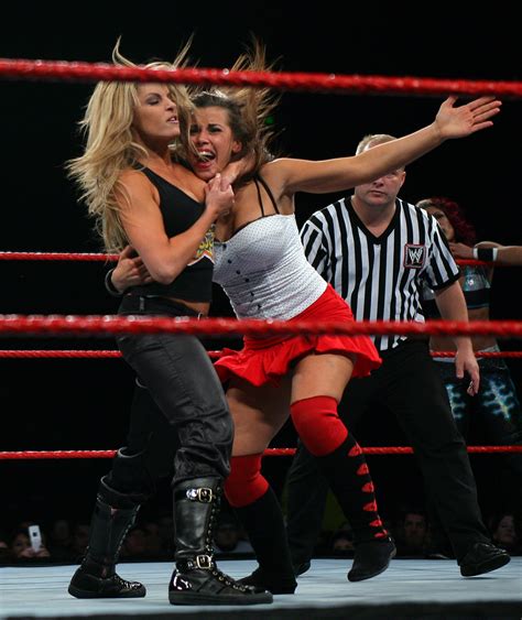 Mickie James Wants To Wrestle Trish Stratus At Wwe Evolution Wrestlezone