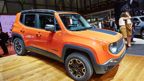 Jeep Renegade Weltpremiere Für Jeeps Neues Kompakt Suv Auto Motor