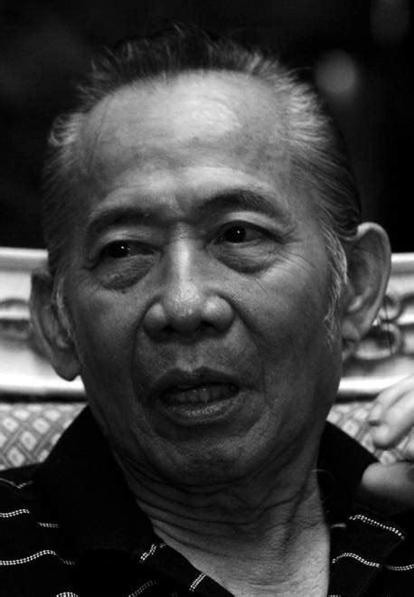 The country's prominent historian, prof emeritus tan sri dr khoo kay kim passed away today following a brief illness. Pemimpin negara zahir ucapan takziah pemergian Prof Khoo ...