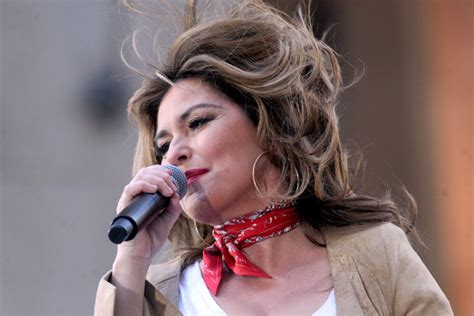 See full list on biography.com Shania Twain: I'm never going to have my old voice again ...
