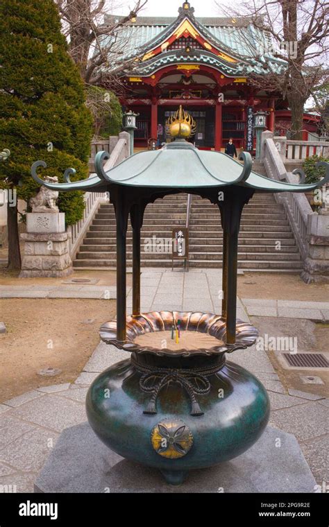 Japan Tokyo Matsuchiyama Shoden Temple Stock Photo Alamy