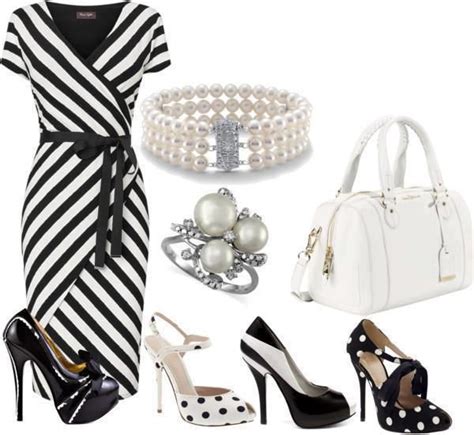This Black And White Wrap Dress Is Gorgeous Outfit Accessories Fashion Womens Fashion