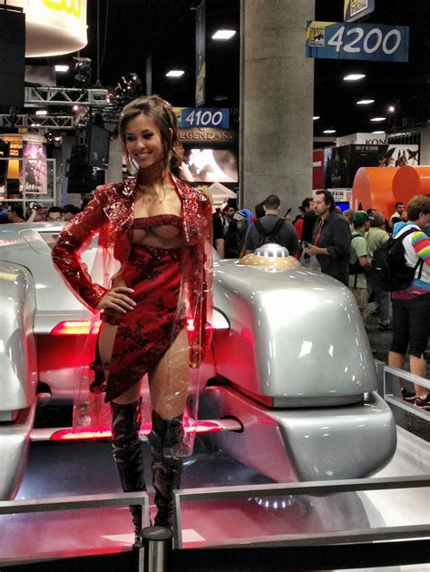 Sdcc Gets A Visit From Total Recall S Breasted Woman The Geek Generation