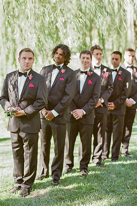 You Cant Miss These Awesome Groomsmen Photos Wedding Forward