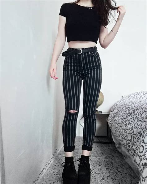 ʀ ᴏ ɴ ʏ ᴀ ♒ On Instagram “another Pic In Those Pants Bc I Love Them 💀