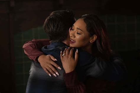Is Iris Pregnant In The Flash Season 9 Updated Information