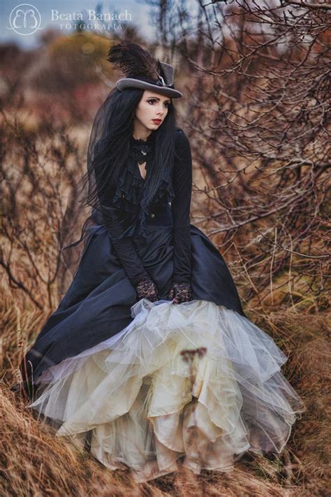 Steampunk Fashion Guide Gothic Victorian Elegance