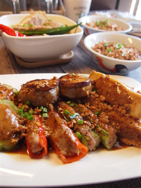 Traditional Hakka Yong Tau Foo 祖传客家酿豆腐 Spice N Pans