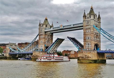 Cool Facts About Tower Bridge London England