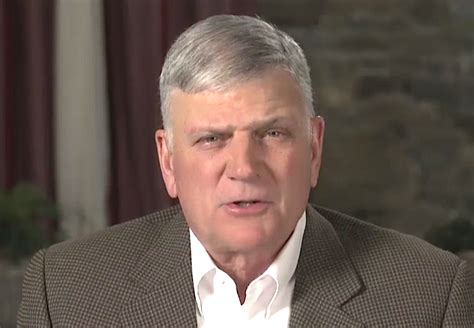 franklin graham praises trump s order prohibiting pride flags from being flown at us embassies