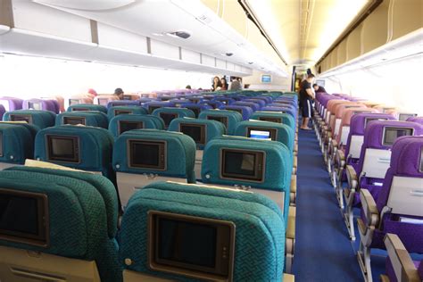 Review Malaysia Airlines Economy Class B777 200 DPS To KUL Efficient