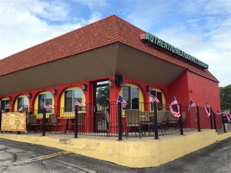 Hecho En Iowa-A Search for the Best Hometown Tacos: Locale 14