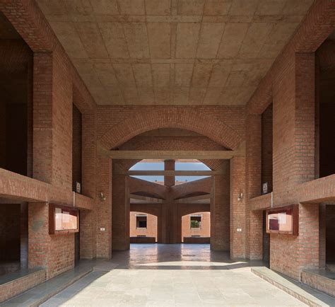 Decmyk Edmund Sumner Shares Photos Of Louis Kahn S Iima Including Its Recently Saved Dormitories