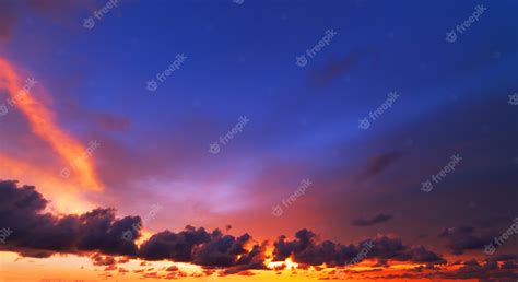 Premium Photo Colorful Color Of Dramatic Sky And Clouds In The Sunset