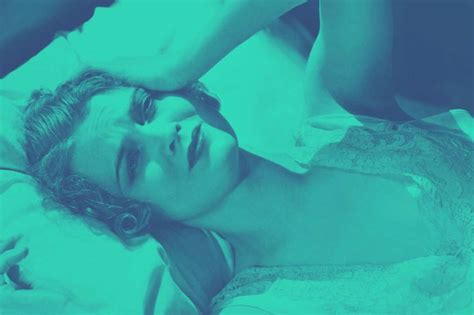 8 Sleep Experts On What To Do When You Cant Turn Off Your Thoughts At Night How To Get Sleep