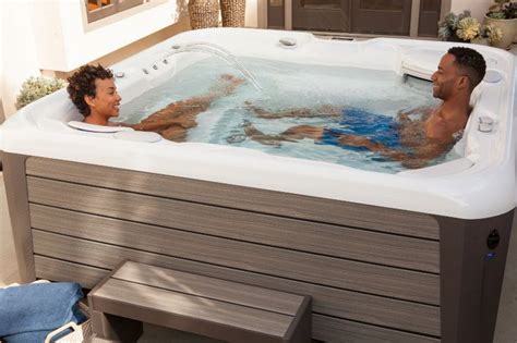 Aria Five Person Hot Tub Reviews And Specs Hot Spring Spas Hot