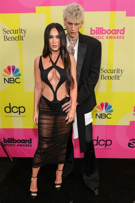 Megan Foxs Sexy Billboard Music Awards Dress Steals The Show