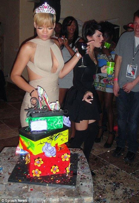 Rihanna’s Freaky Surprise Birthday Party Exposed Photos Global Grind