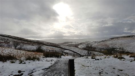 Pin By Linda Edwards On Yorkshire Outdoor Yorkshire Snow