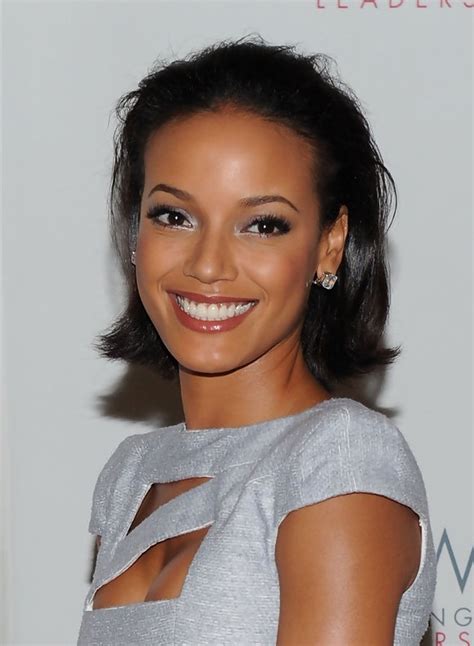 Glam this simple style up with some big earrings and get ready to turn some heads! Selita Ebanks Simple Easy Short Daily Hairstyle for Black ...