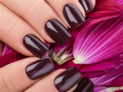 Both gel and acrylic nails are basically fake nails placed over your natural ones. Acrylic Nails Vs Gel Nails: The Difference - Boldsky.com