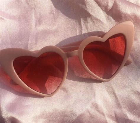 Pin By Настя Черниш On Aesthetic Sunglasses Vintage Sunglasses Cute