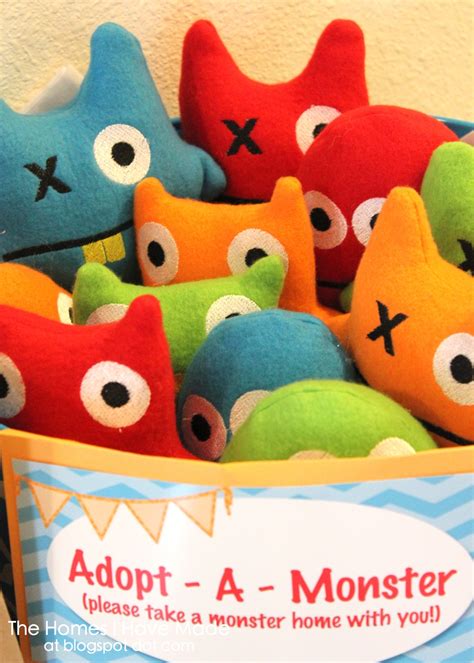 Cute little monsters baby shower or birthday photo prop these are such a hit at parties! A Monster of a First Birthday Party - Project Nursery