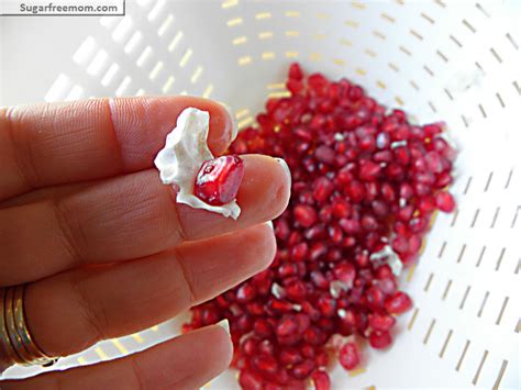 How To Easily Clean A Pomegranate