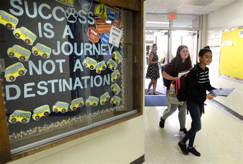 Elise Middle School Welcomes Back Students Gallery