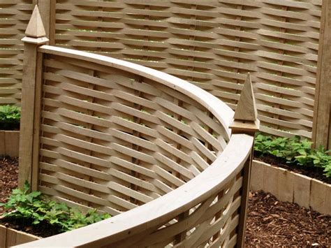 18 Best Curved Fences Images On Pinterest Decks Landscape Design And