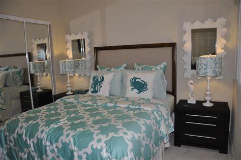 Mattress sale miami 481121 collection of interior design and decorating ideas on the littlefishphilly.com. Modern Beach Bedroom by Starfish Decorating - Beach Style ...