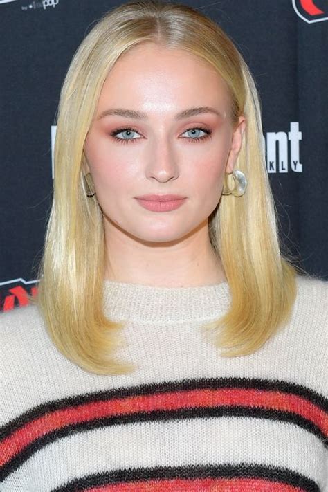 What's on the horizon come september? Best Winter Hair Colors for 2019 - Top Fall and Winter ...