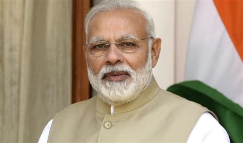 indian pm narendra modi surpasses one million subscribers will soon be top world leader on