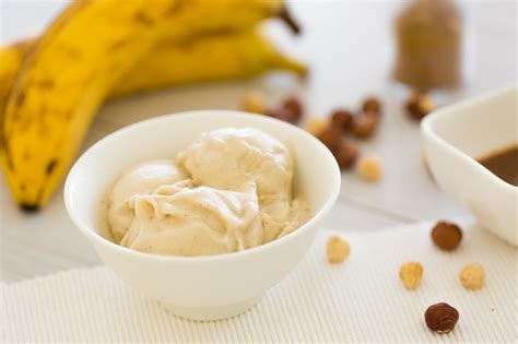 Sorvete De Banana Cremoso Fácil De Fazer E Com Muitas Variações