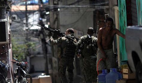 Guerra Entre Facções Causa Tiroteio Em Pelo Menos 24 Comunidades No Rio