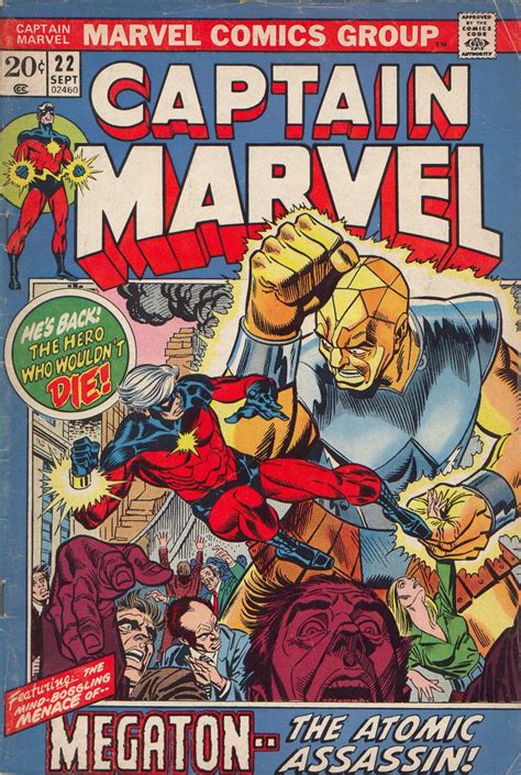 Captain Marvel 22 Cover By Gil Kane Marvel Comics Covers Avengers
