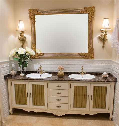 Mueble de baño rústico a medida realizado para dos lavabos cuatro puertas abatibles con