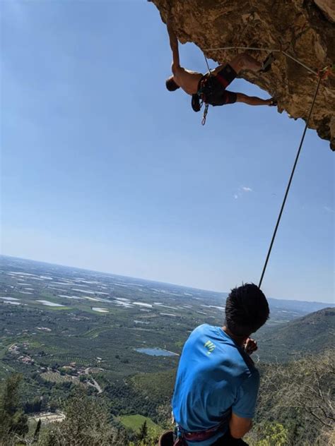 Corso Base Di Arrampicata Su Roccia Con La Guida Alpina Lorenzo Trento