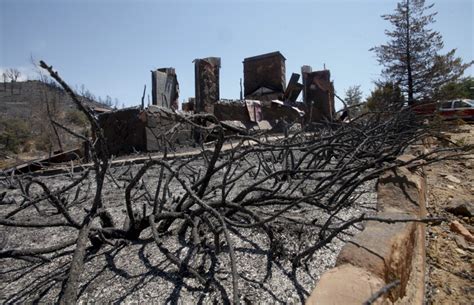 Arizona Homeowners Allege Negligence In Fighting Yarnell Hill Fire