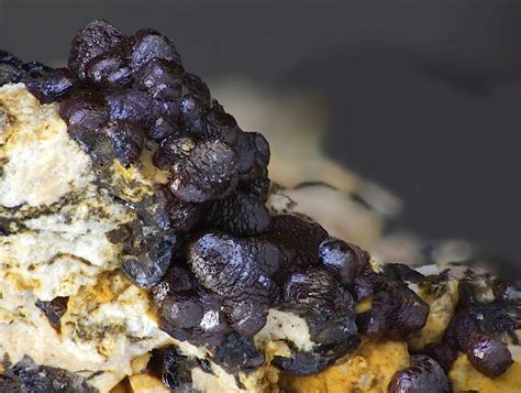 According to this system the major unit group of the westerwald belongs to the basement plate. Rhodochrosite, Louise Mine, Horhausen, Westerwald ...