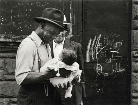 Helen Levitts New York In Pictures Helen Levitt Street